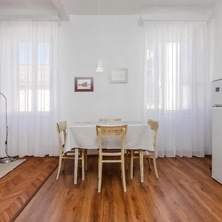 Apartamento Miljenko Vis