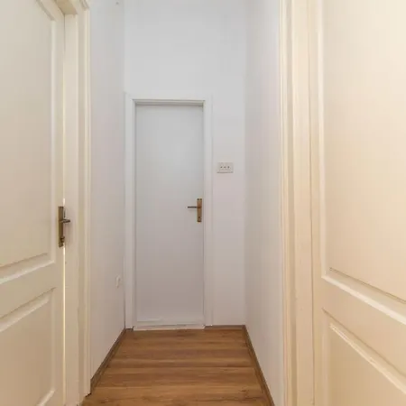 Miljenko Apartamento Vis