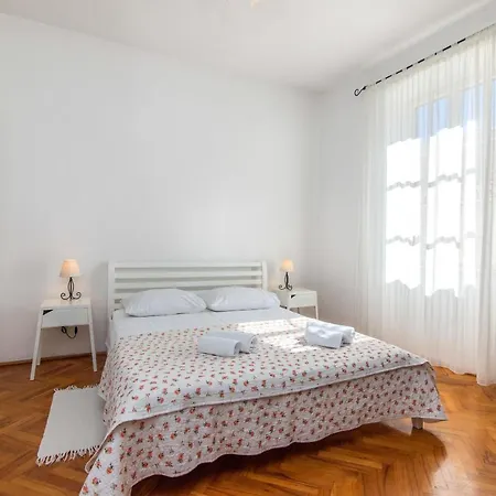 Miljenko Apartamento Vis